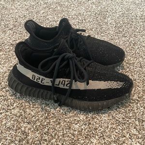 Yeezy Boost 350 V2 ‘Oreo’